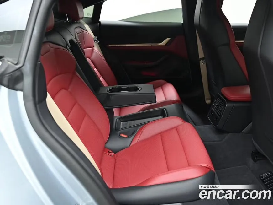 Porsche Taycan 2023 из KR, фото 5