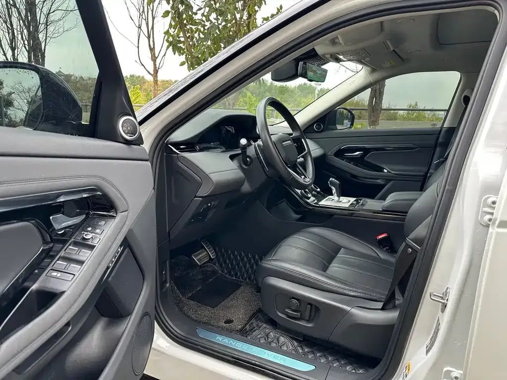 Land Rover Evoque — фото 8
