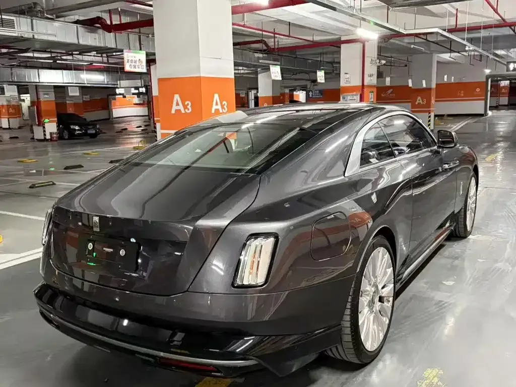 Rolls-Royce Phantom 2025 из CN, фото 8