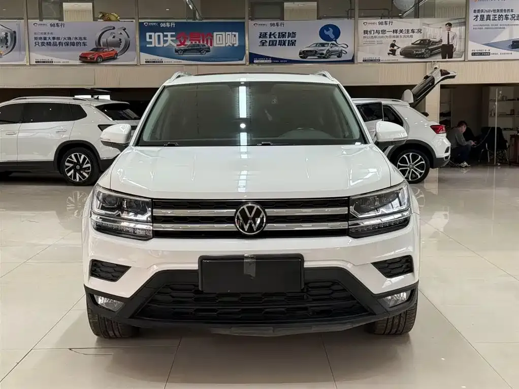Volkswagen Tharu — фото 8