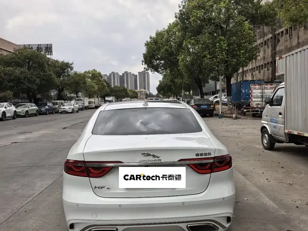 Jaguar XFL 2023 из CN, фото 8
