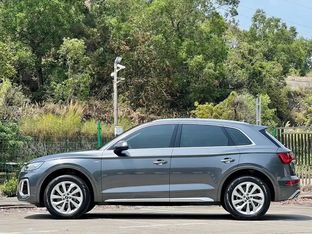 Audi Q5L 2022 из CN, фото 3