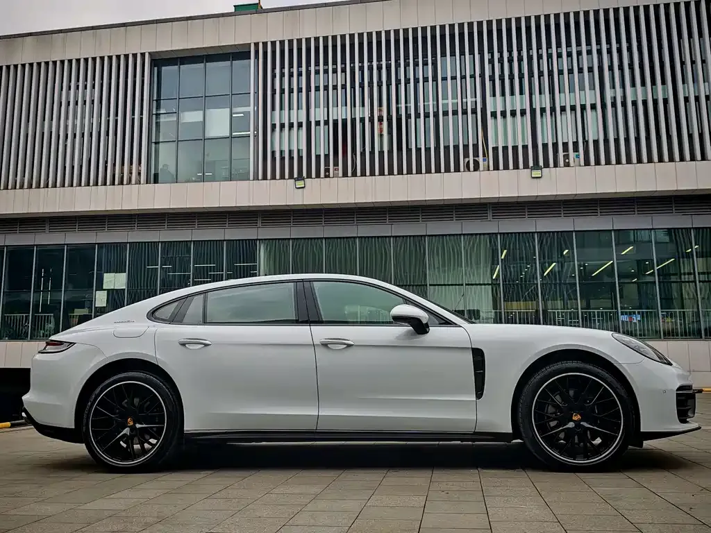 Porsche Panamera 2022 из CN, фото 8
