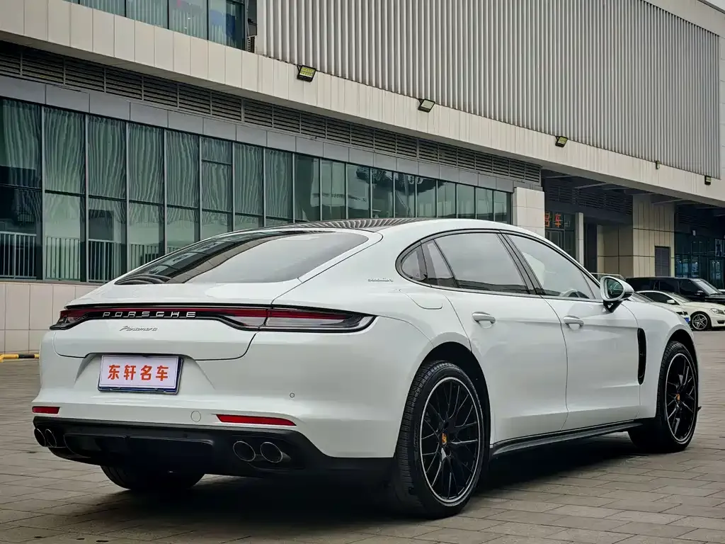 Porsche Panamera 2022 из CN, фото 10