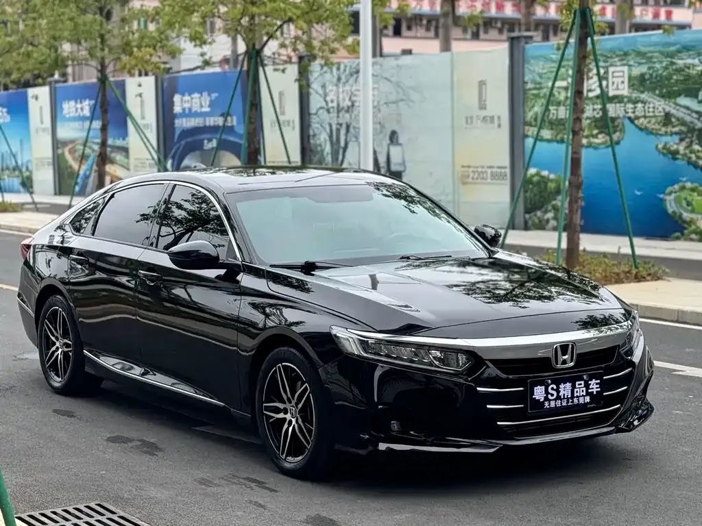 Honda Accord — фото 2