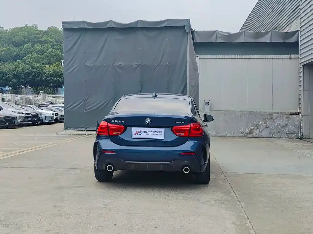 BMW 1 Series 2021 из CN, фото 7