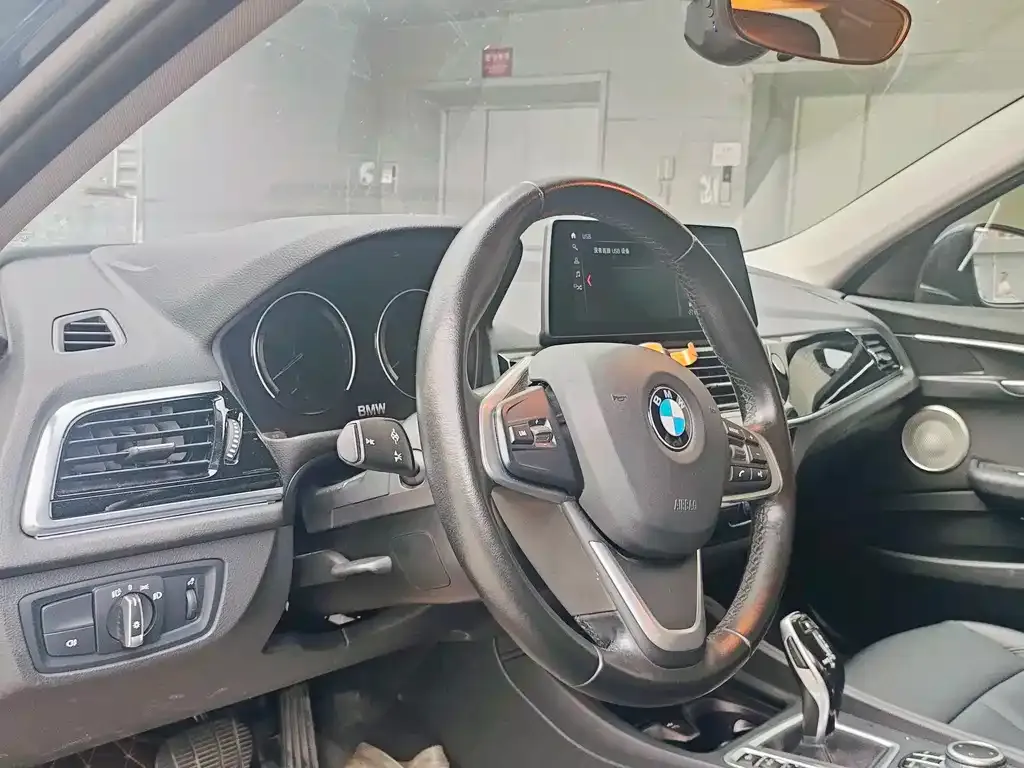 BMW 1 Series 2021 из CN, фото 6
