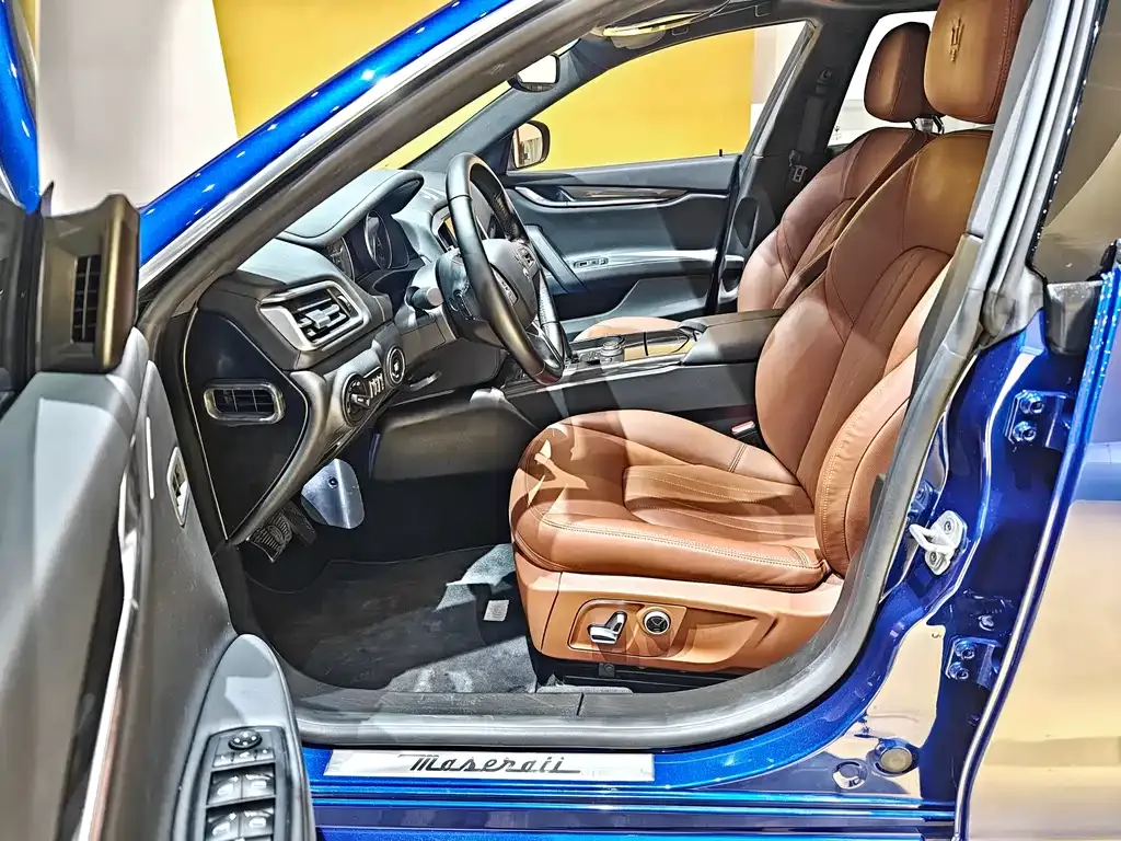 Maserati Ghibli 2021 из CN, фото 10