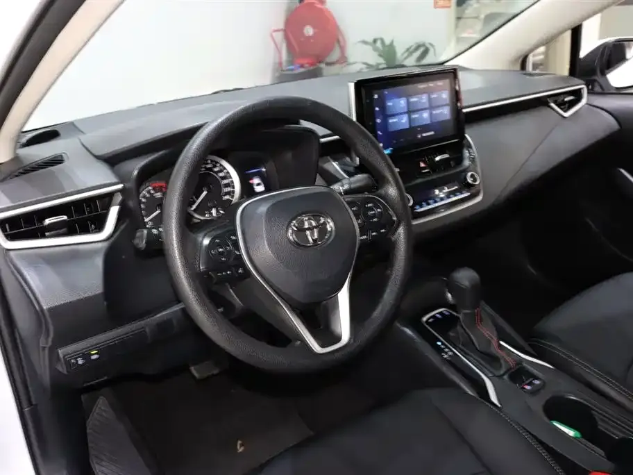 Toyota Corolla 2021 из CN, фото 3