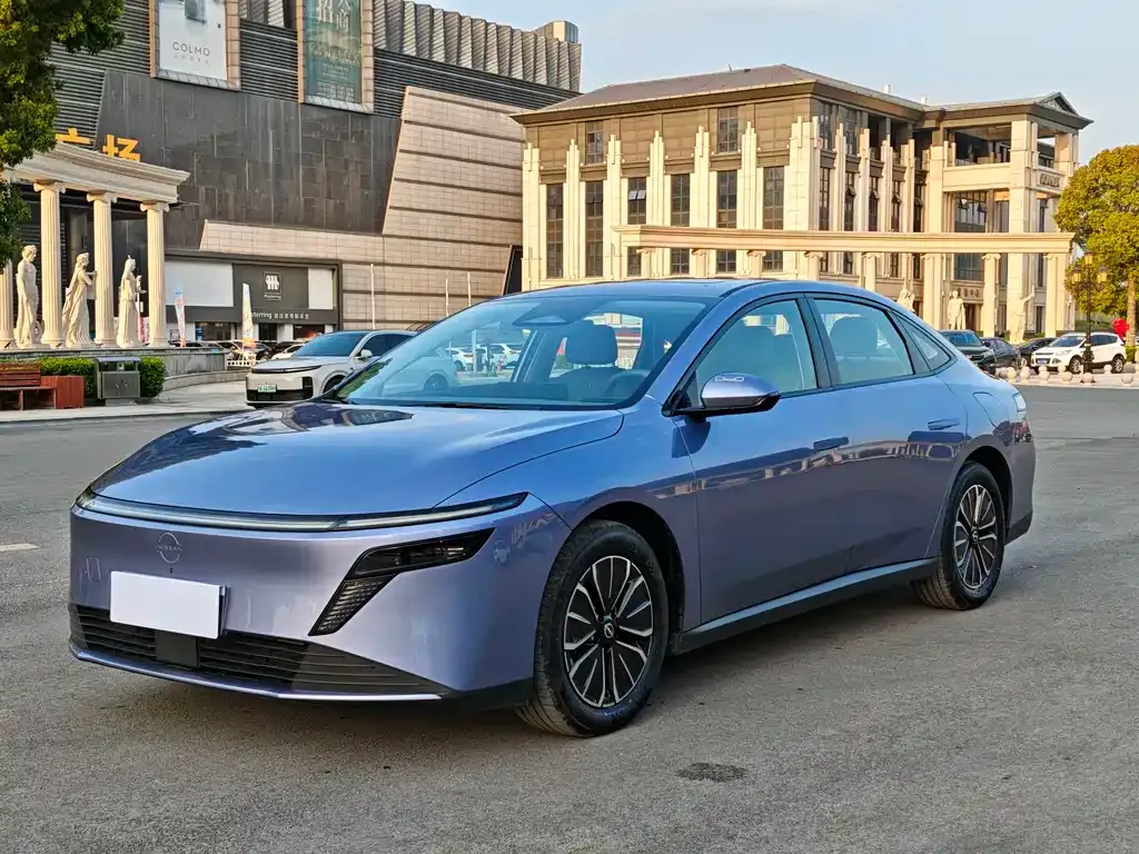 Nissan N6