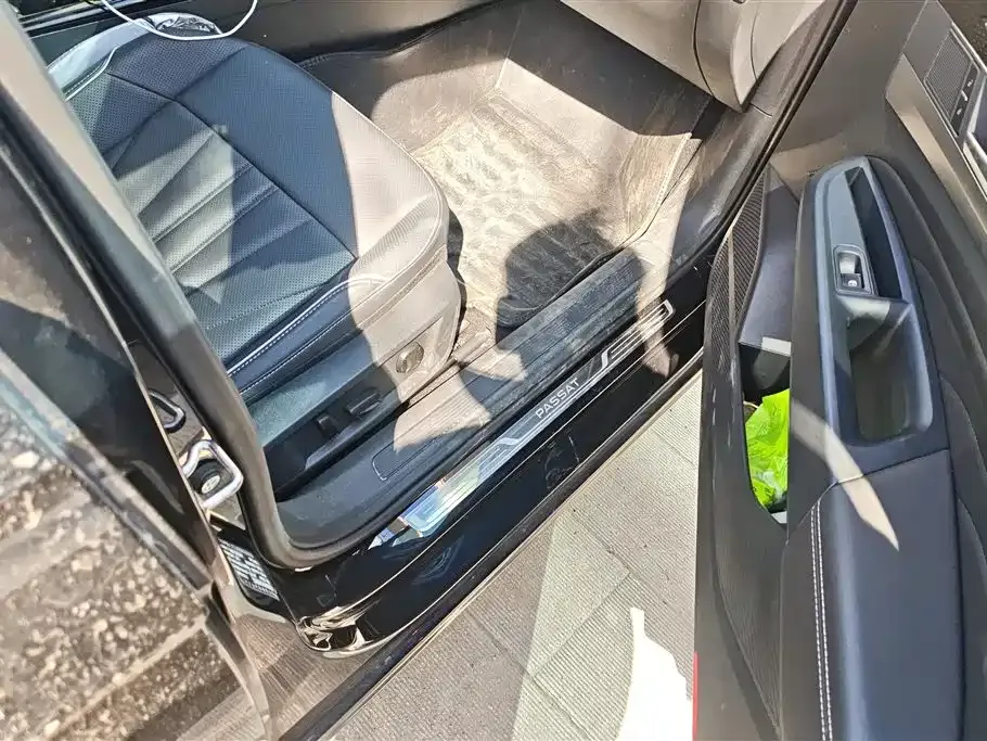 Volkswagen Passat 2024 из CN, фото 4