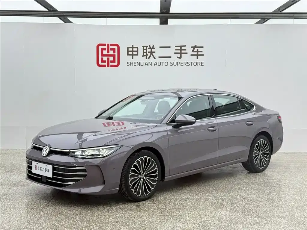 Volkswagen Passat — фото 1