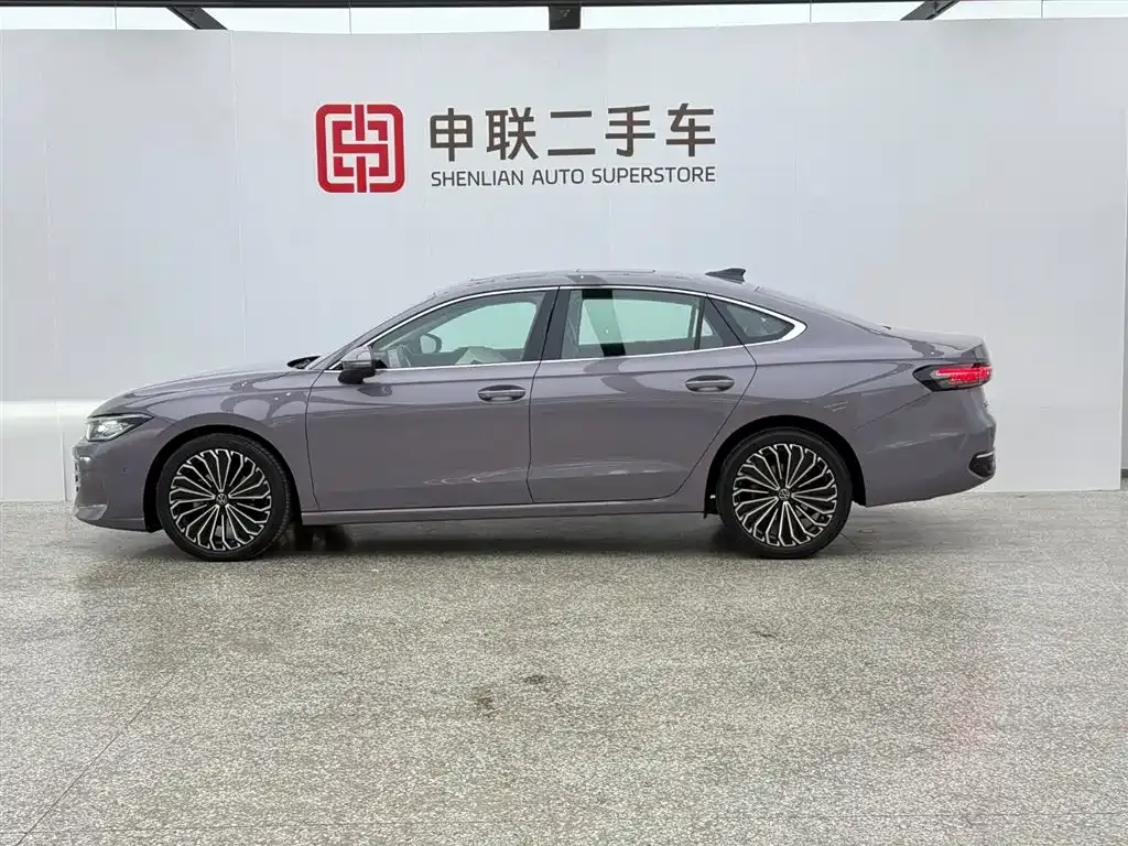 Volkswagen Passat — фото 5