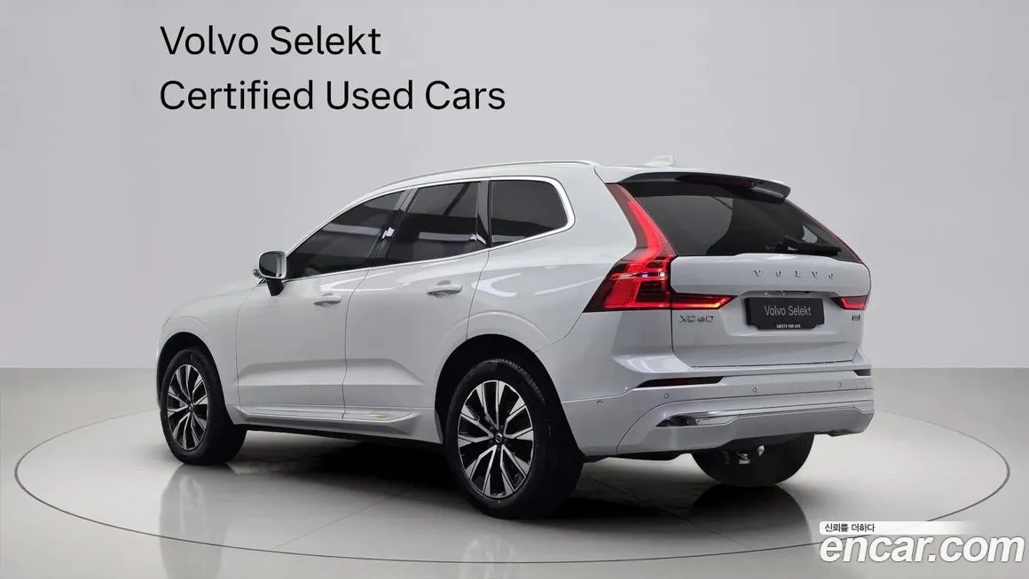 Volvo XC60 — фото 2