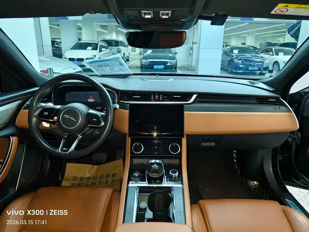 Jaguar XFL 2021 из CN, фото 7