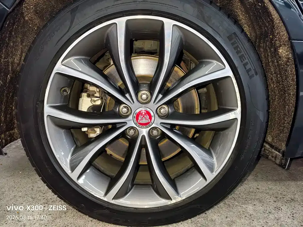 Jaguar XFL 2021 из CN, фото 10