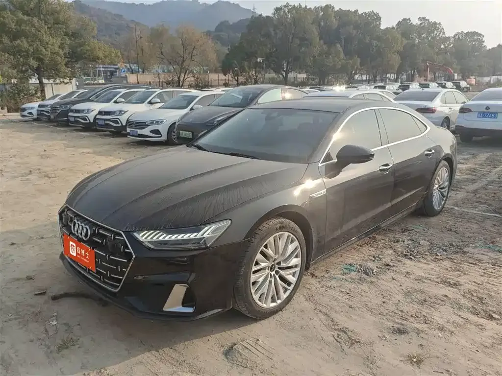 Audi A7L 2024 из CN, фото 1