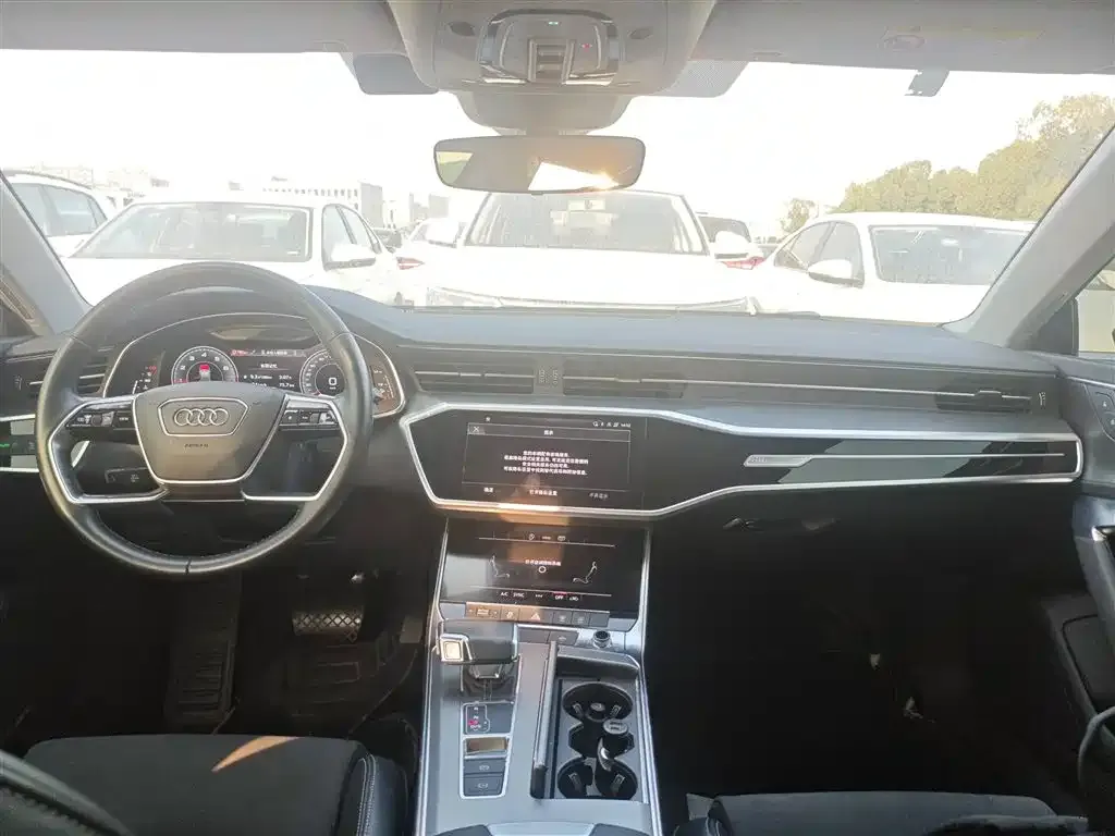 Audi A7L 2024 из CN, фото 2