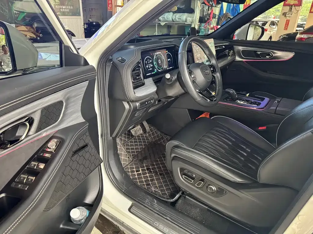 GAC Motor Trumpchi GS8 — фото 7