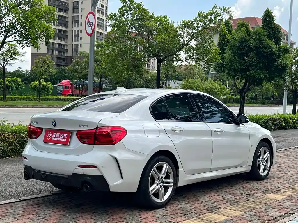 BMW 1 Series — фото 9