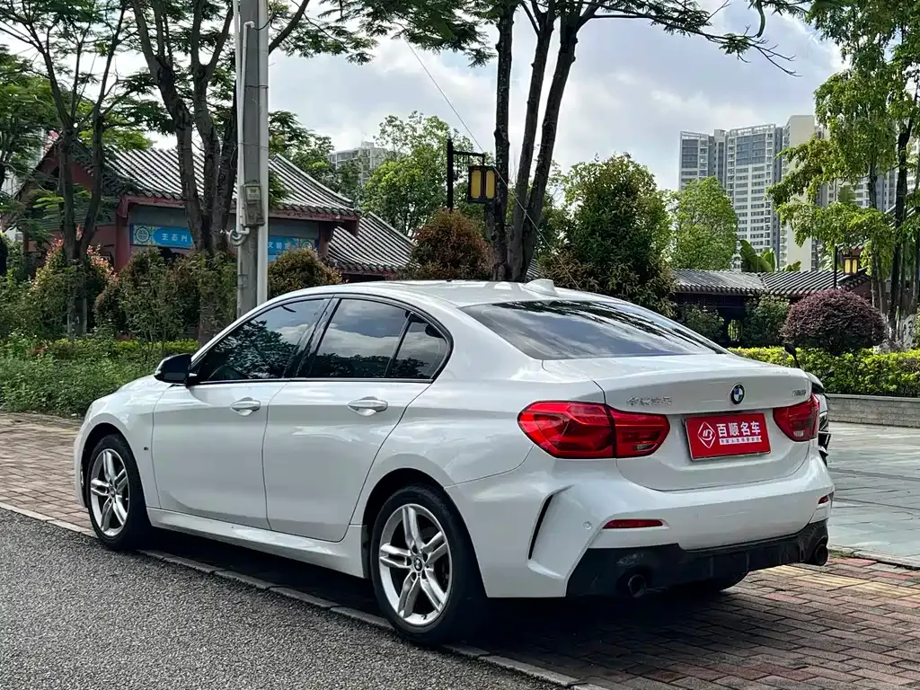 BMW 1 Series — фото 10
