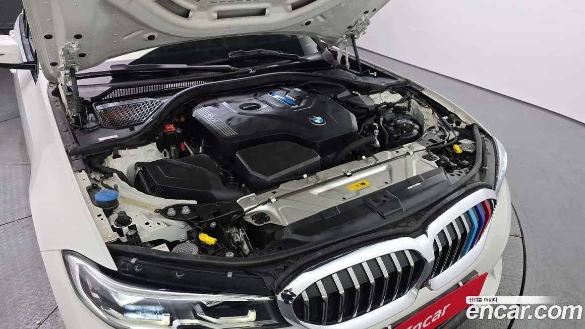 BMW 3-Series 2021 из KR, фото 9