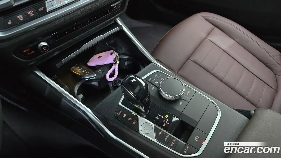 BMW 3-Series 2021 из KR, фото 3