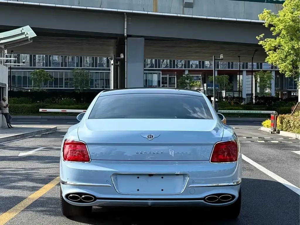 Bentley Flying Spur 2022 из CN, фото 3