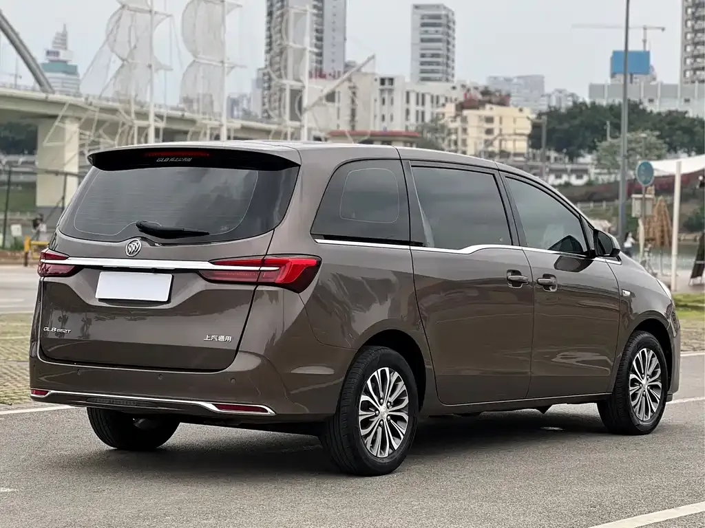 Buick GL8 2022 из CN, фото 10