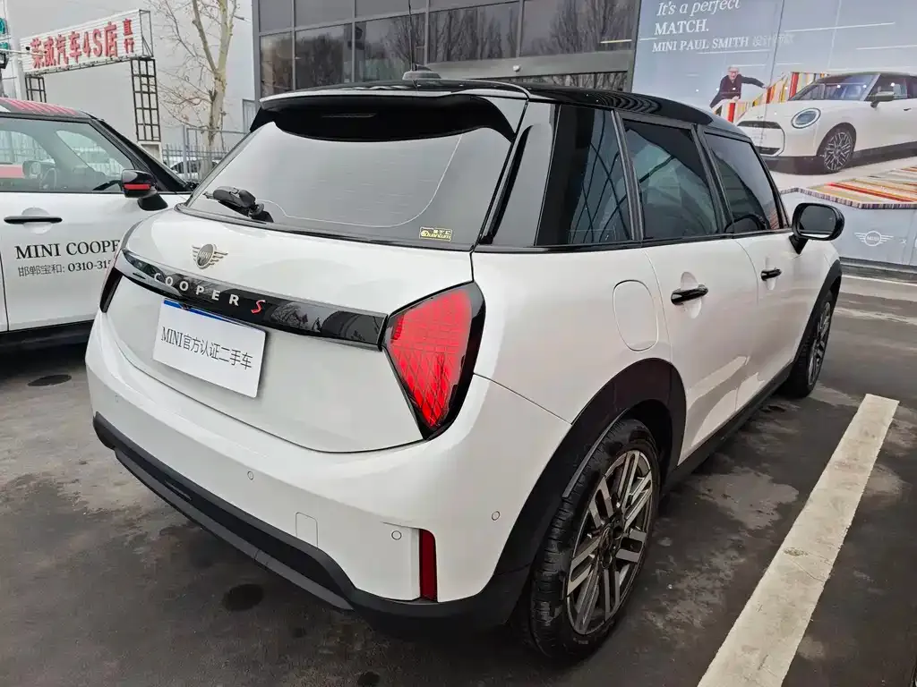 MINI Cooper (3-door) 2025 из CN, фото 9