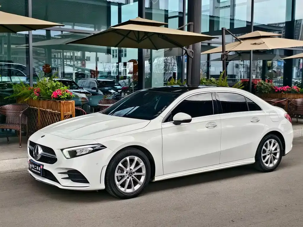 Mercedes-Benz A-Class — фото 1