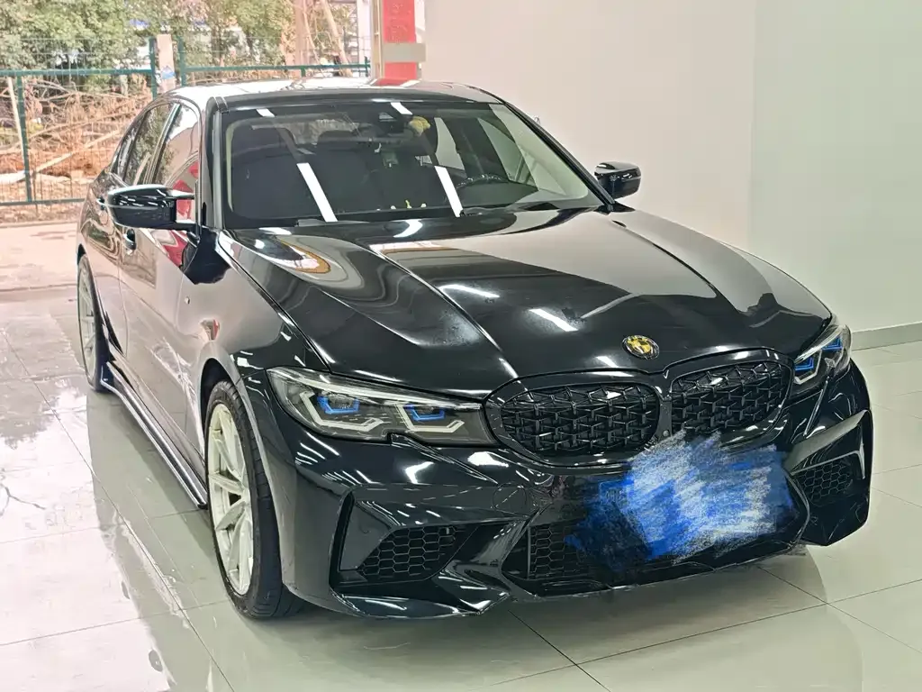 BMW 3 Series 2021 из CN, фото 2