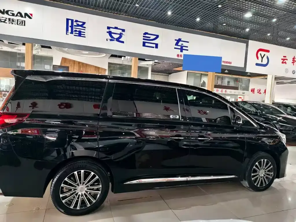 GAC Motor Trumpchi M8 — фото 7