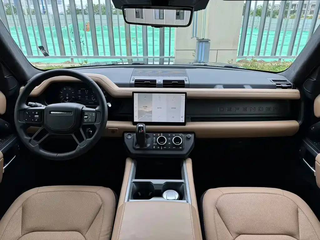 Land Rover Defender — фото 7