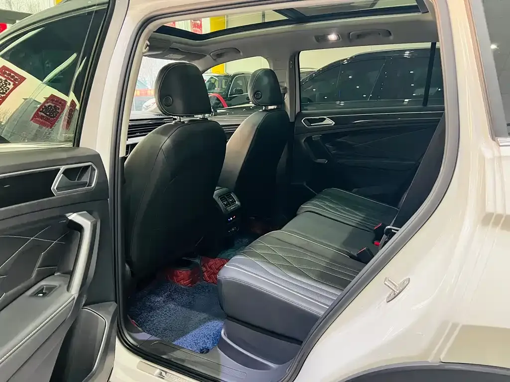 Volkswagen Tiguan L 2023 из CN, фото 6