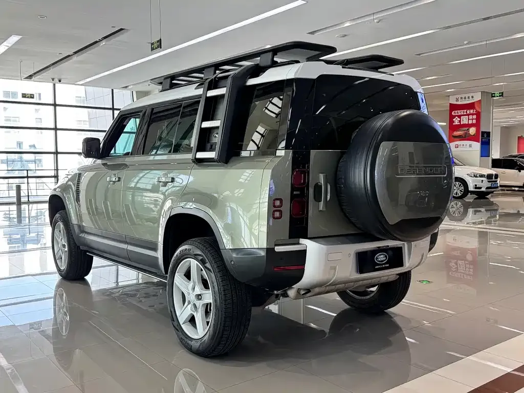 Land Rover Defender — фото 4
