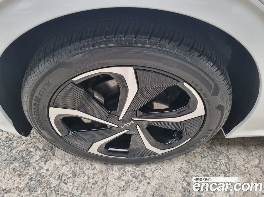 Kia EV6 — фото 7