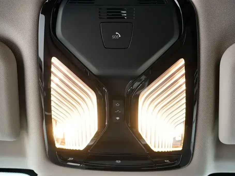 BMW iX3 2024 из CN, фото 9