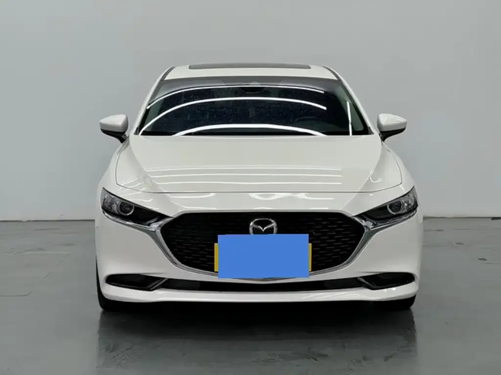Mazda 3 Axela 2023 из CN, фото 3