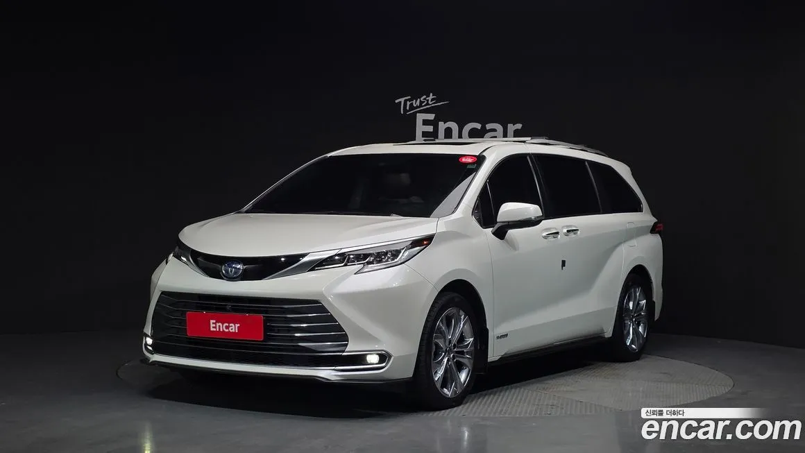 Toyota Sienna 2021 из KR, фото 1