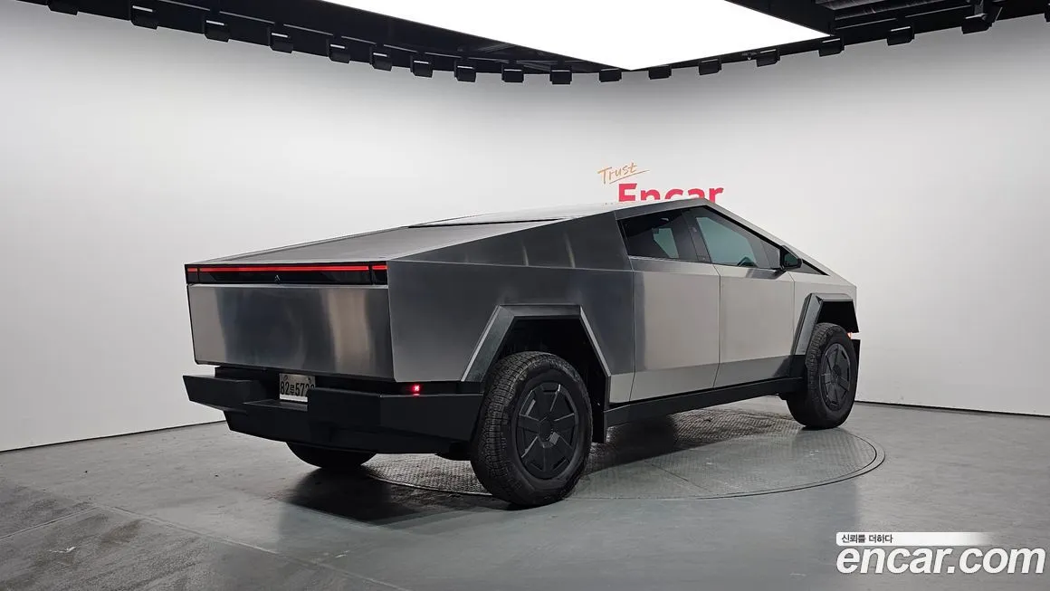 Tesla Cybertruck 2024 из KR, фото 6
