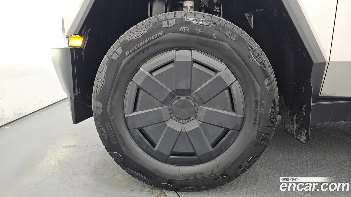 Tesla Cybertruck 2024 из KR, фото 5