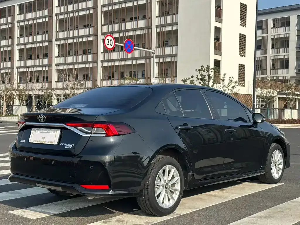 Toyota Corolla 2022 из CN, фото 6