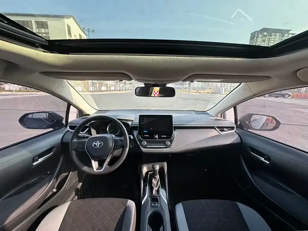 Toyota Corolla 2022 из CN, фото 9