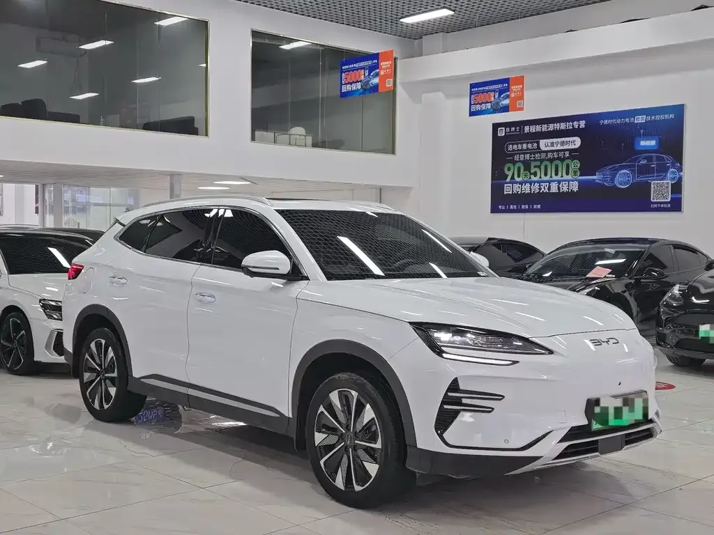 BYD PLUS New Energy — фото 5
