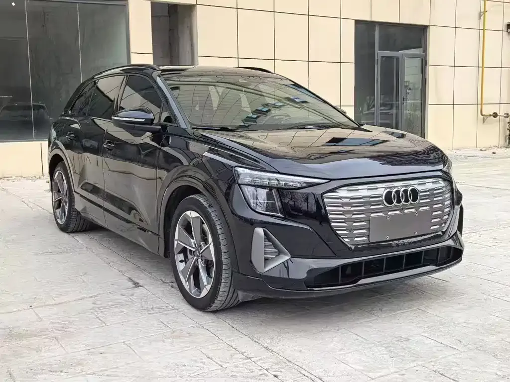 Audi Q5 e-tron — фото 6