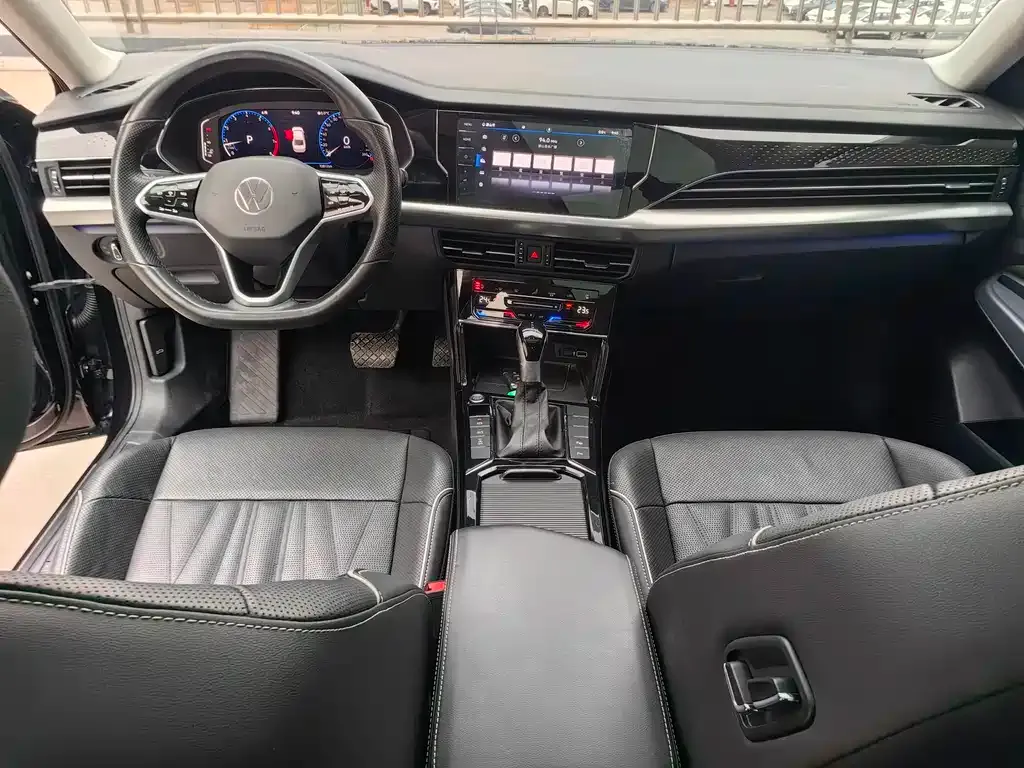 Volkswagen Passat — фото 10