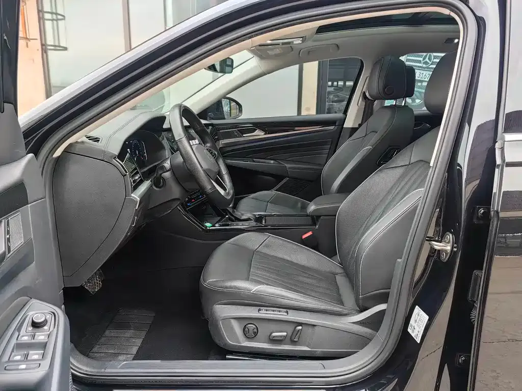 Volkswagen Passat — фото 2