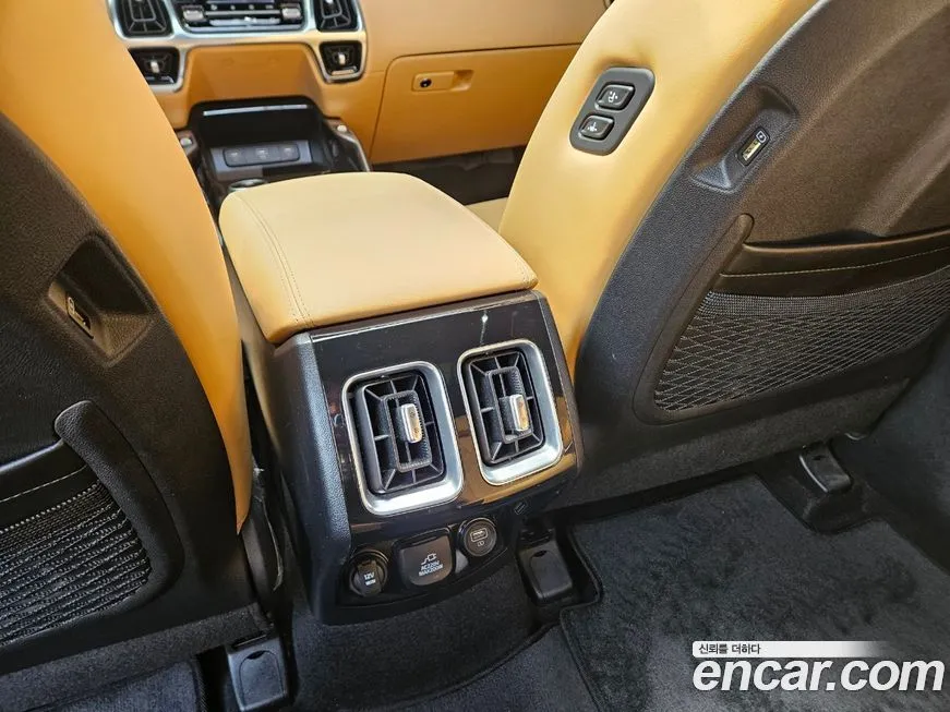 Kia Sorento — фото 3