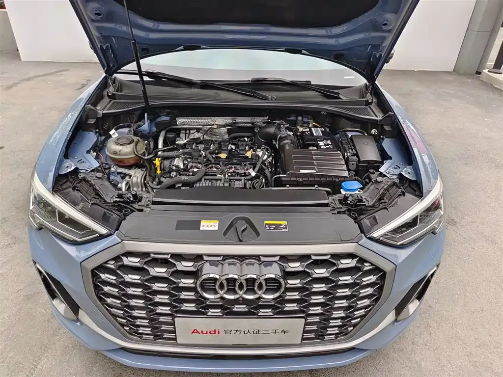 Audi Q3 Sportback — фото 10